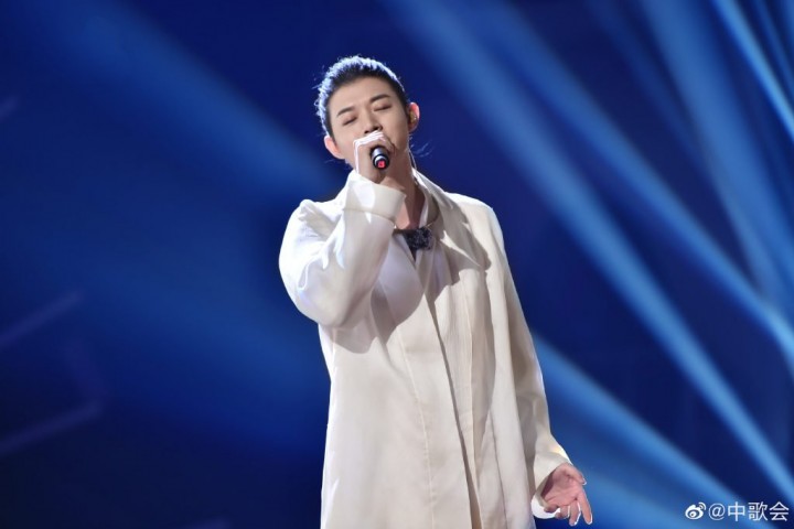 007E7IHXly1g2m27fbgqcj33sw2j4h5p