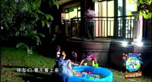 舞台上那么霸气的花花,遇上小朋友反差居然这么大!