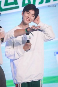 这样少年感满满的爱豆,到底是谁家的呀?