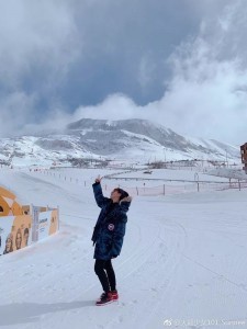 那天,我摸到了爱豆的手,亲口对他说…