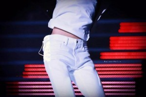 爱豆的腰,杀人的刀,我在刀下幸福地笑…