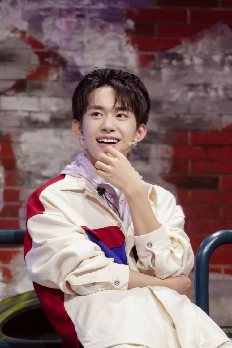 原来长得帅真的可以为所欲为...