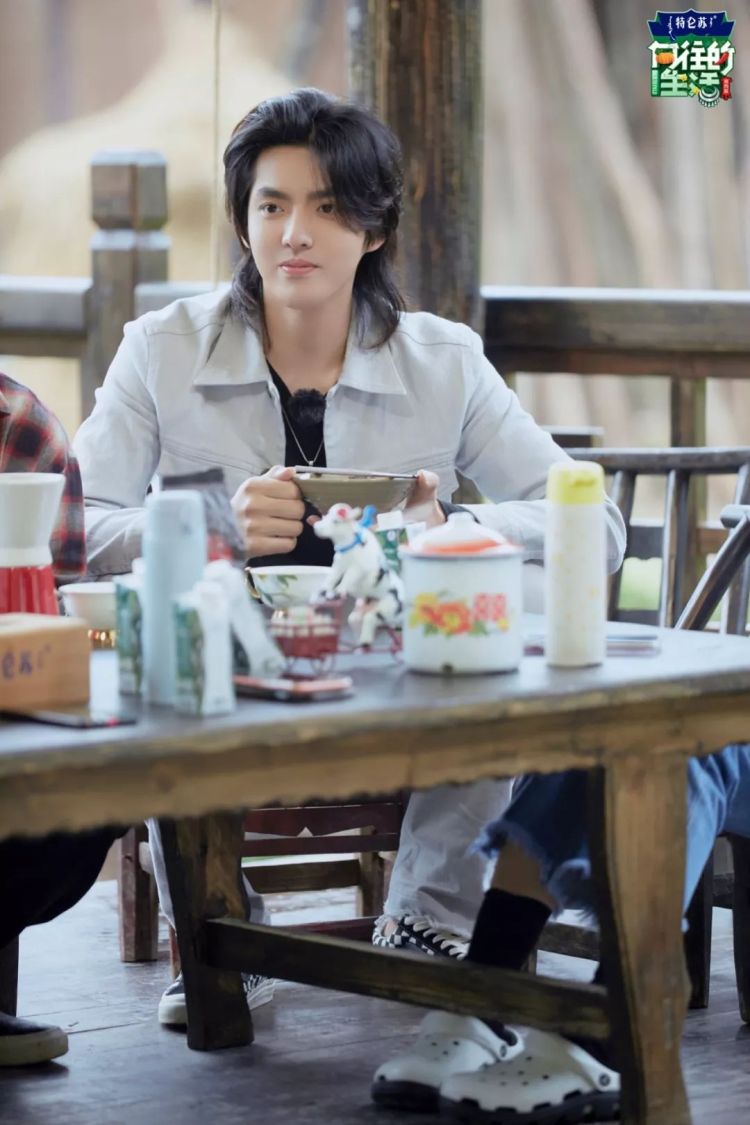 原来长得帅真的可以为所欲为...