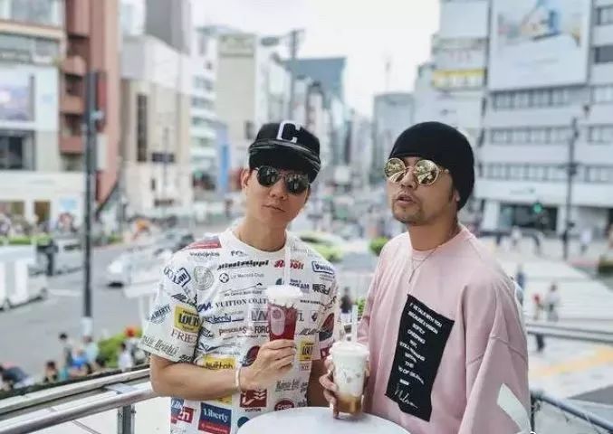 一天喝八杯奶茶还这么瘦,她究竟是什么神仙体质!