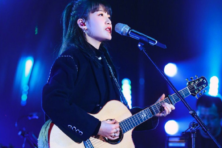 bcb955adgy1gckj2lp1olj20u0190npf