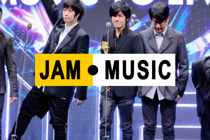 d239771a369403cd1ffa8c066a9ab77