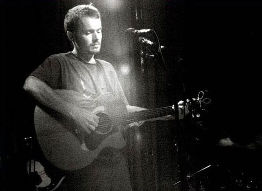 1478513332292980.png 爱尔兰顶级民谣唱作人米叔,是全球心头好,被称作“全世界最低调的歌手”