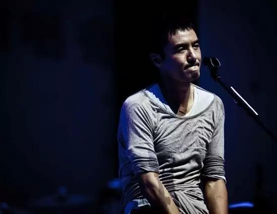 朴树最新纪录片首发：我曾特恨音乐，却在印度难民区找回自我！