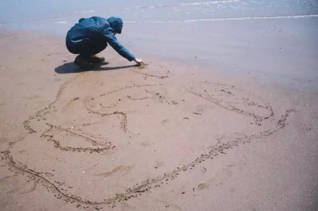 他只在《歌手》唱了三期便被淘汰,但却是我心中永远的第一名!