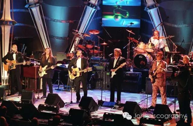 曾经影响一代人的老鹰乐队，在45年之后，终究还是和我们道别了