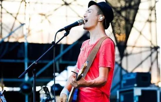 朴树北京演唱会爆粗口直言对新专不满,执着完美才是最真的少年心气!