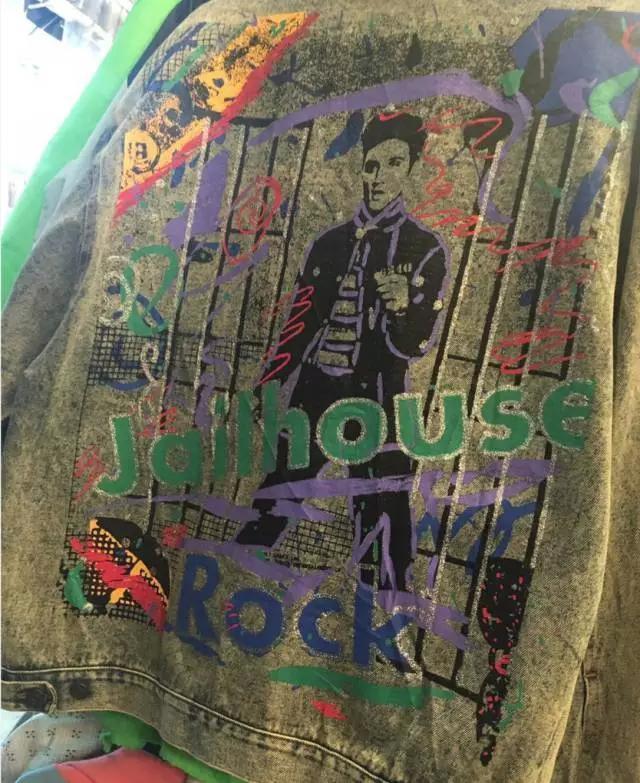 世上只有这款潮牌敢指着你的鼻子骂:爱买买,不买滚!