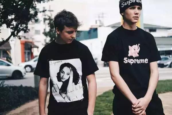 世上只有这款潮牌敢指着你的鼻子骂:爱买买,不买滚!