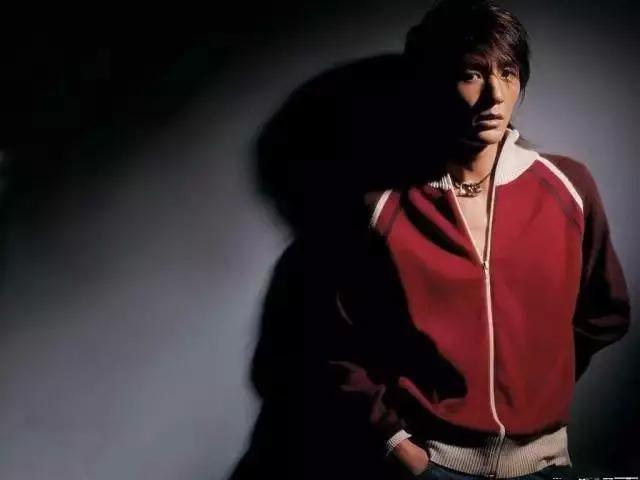 万字长文评朴树新专《猎户星座》：树与煤，挣扎与释然