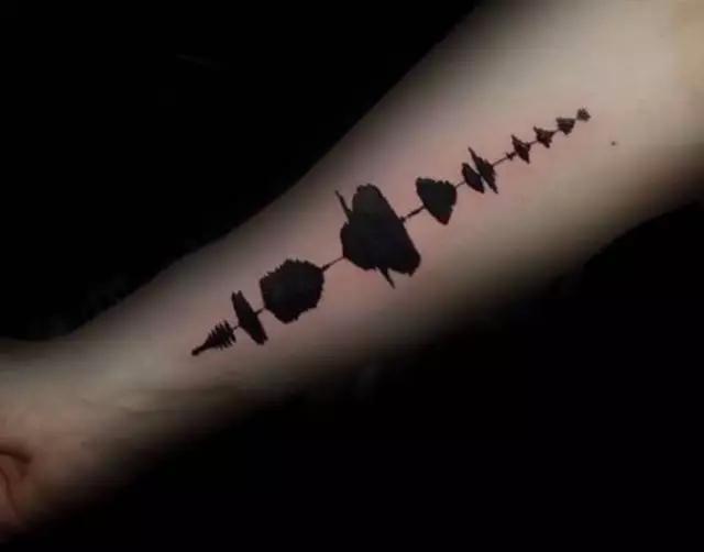 想文身却不知道文什么风格，试试这个“会说话”的文身