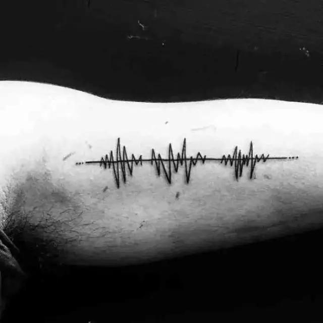 想文身却不知道文什么风格，试试这个“会说话”的文身