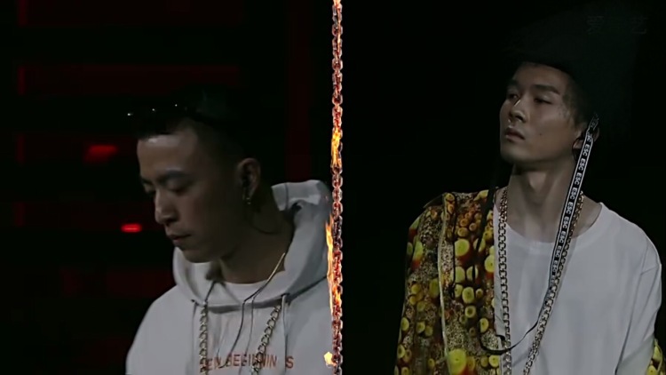 还记得《中国有嘻哈》上Tony J和鬼卞的Battle曲吗？