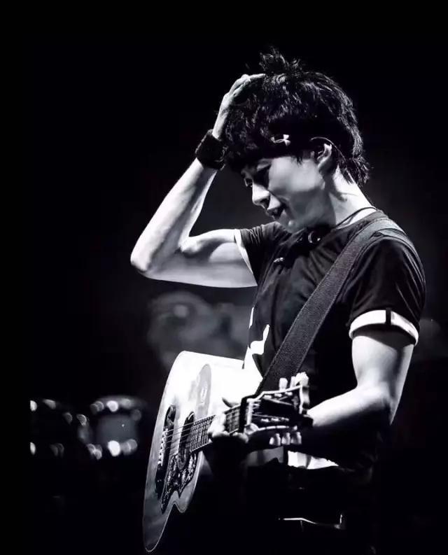 理想不会变老，31岁的赵雷，永远都年轻！