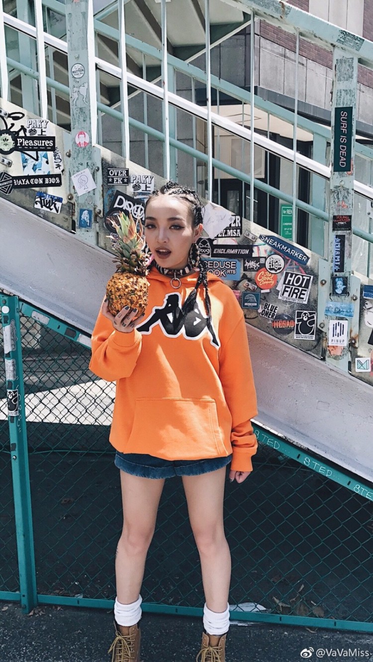 1501502638413702.jpg 台湾混血儿娱乐签约VAVA,有望成为下一个亚洲嘻哈女神?