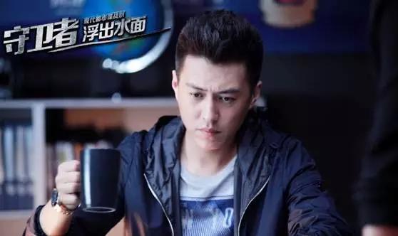 靳东，你努力装文艺的样子，真的好辛苦！