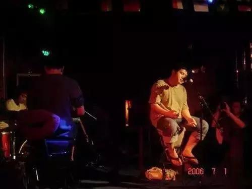 不管是过去的腰乐队还是如今的寸铁,都注定只属于少数人...