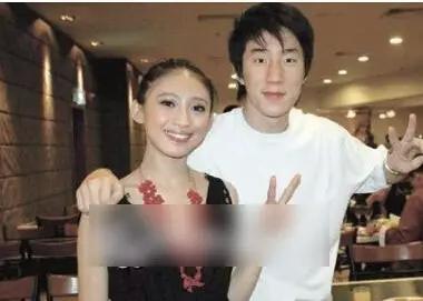 如果我的播放器中只能留一位女歌手，那一定会是戴佩妮