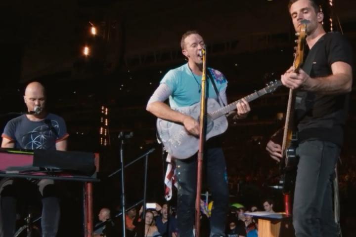 Coldplay为遭受飓风的休斯顿首唱《Houston》！