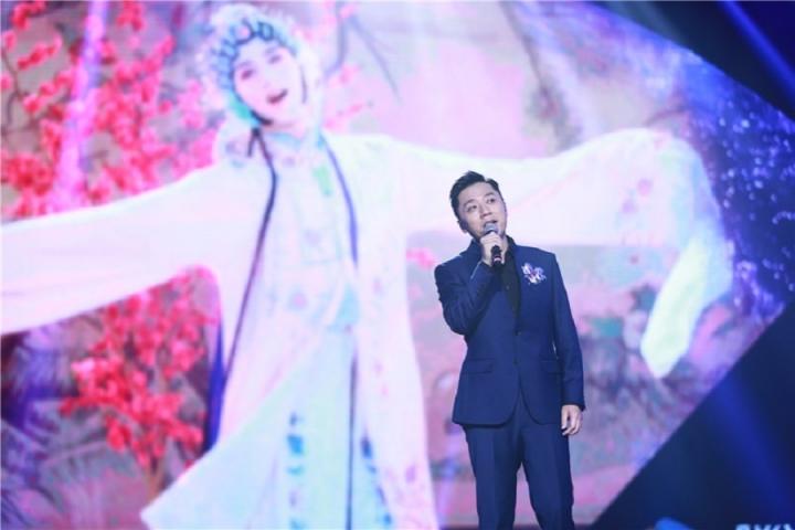 张磊出席《那年花开月正圆》发布会献唱插曲，新EP愿歌迷引起共鸣。