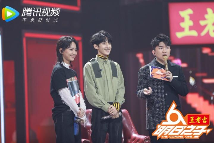明日之子——赵天宇携手周笔畅动人演绎《岁月神偷》