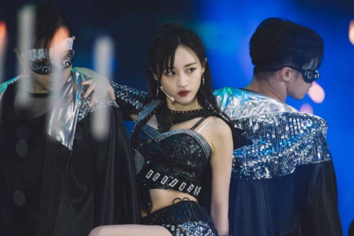 SNH48-黄婷婷新单《黑夜女神》今日上线，也祝黄婷婷生日快乐！