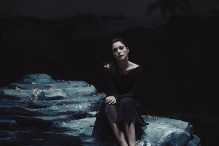 英国另类女声Jessie Ware新专辑第二首主打单曲Selfish Love不插电版上线！