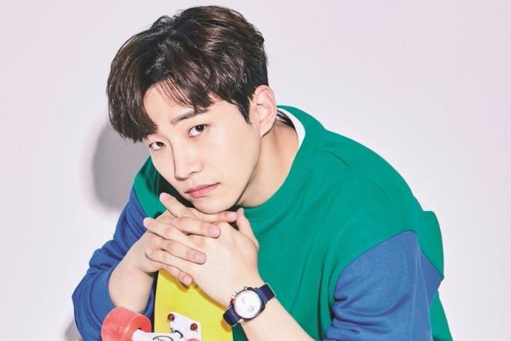 2PM成员李俊昊首张迷你专辑主打歌MV公开！