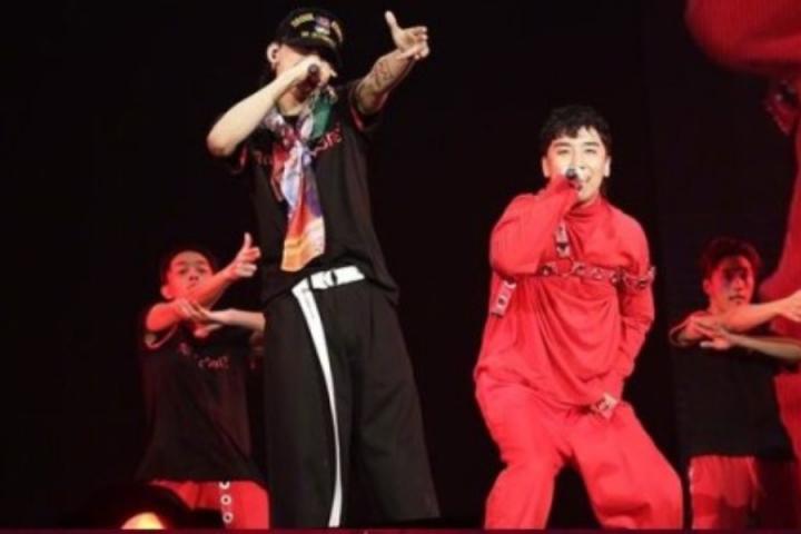 龙tory终于同台！胜利担任GD演唱会嘉宾，大玩cosplay