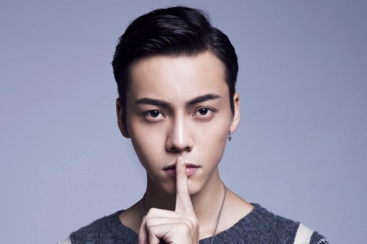 宜古宜今触发回忆杀！陈伟霆《因你》完整版MV上线