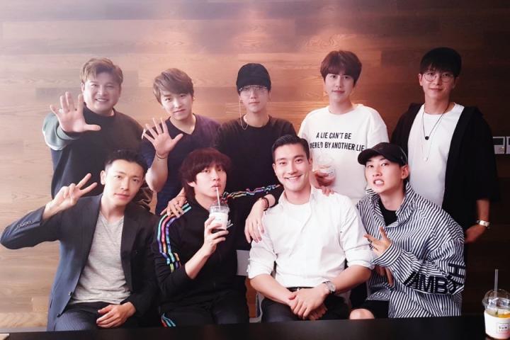 Super Junior确定于11月回归，新曲MV已拍摄完成！
