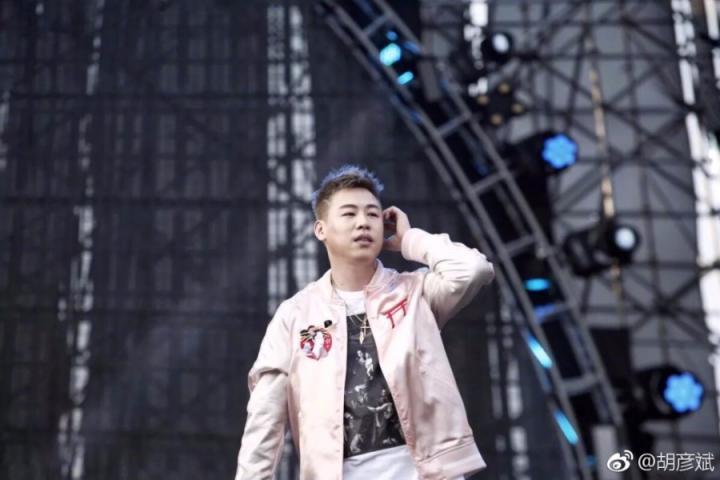 胡彦斌第二波歌曲《高手》上线，R&B阐述非凡意义