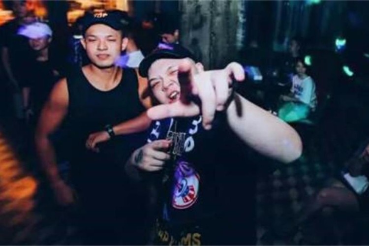 这不是综艺节目,这是来自地下的声音!《中国说唱》即将开始