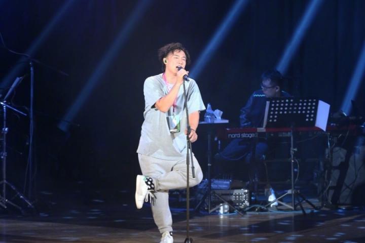 陈奕迅全新专辑《C'mon in~》正式上线，呈献专属于男人内心世界的对话