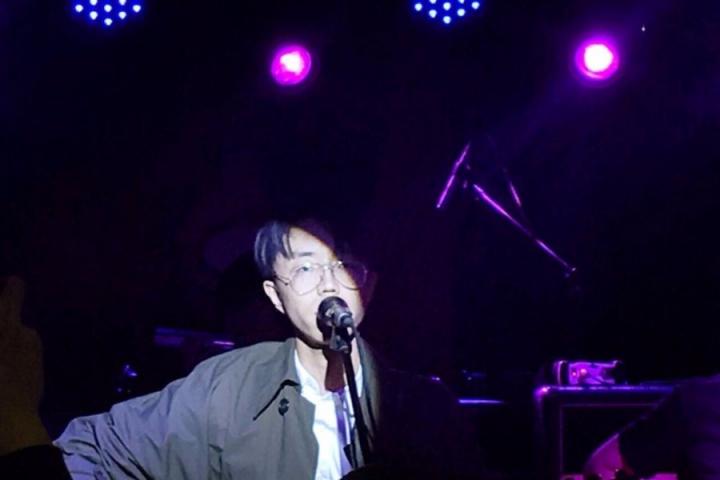 陈鸿宇谢春花录制网易云《音乐好朋友》，互相diss对方作品