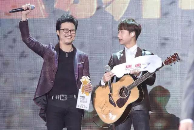 汪峰新歌发布，一点也不躁但却比他所有歌都摇滚！