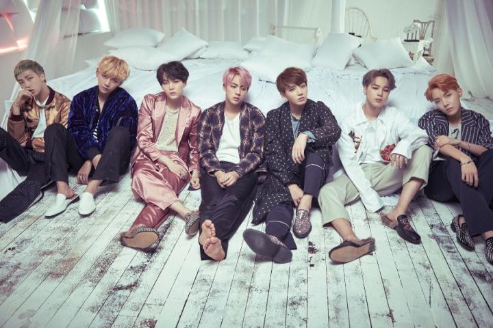 打破韩国歌谣界16年记录，防弹少年团新专销量突破120万张！