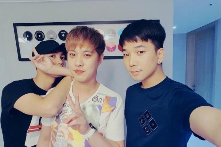 MBLAQ成军八周年，团员三人合体庆祝