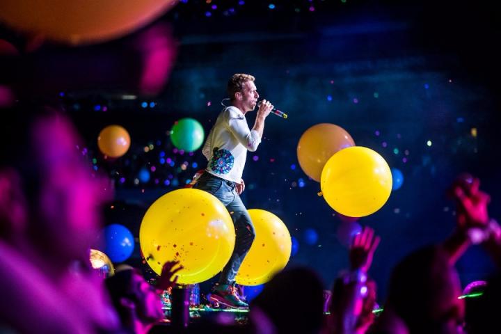 Coldplay全球巡演总票房突破10亿美元！酷玩巡演名不虚传！
