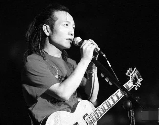 马上就能看到许巍的新专辑了,我竟然会泪流满面…