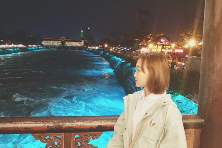 陈雪凝新单上线，带你看00后才女的爱情观是怎样的