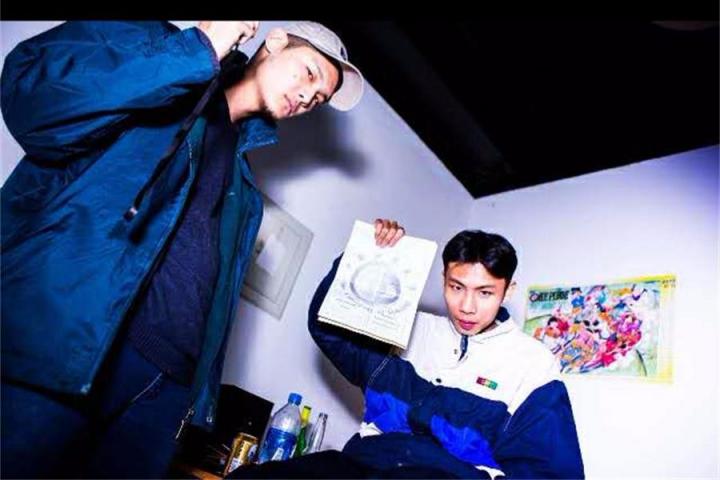 高产似“母猪”！夜猫组MV第三弹《驴子》正式上线！