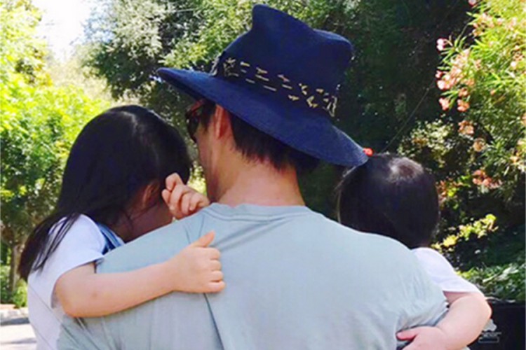 王力宏《亲爱的》MV上线，产房珍贵画面首度曝光