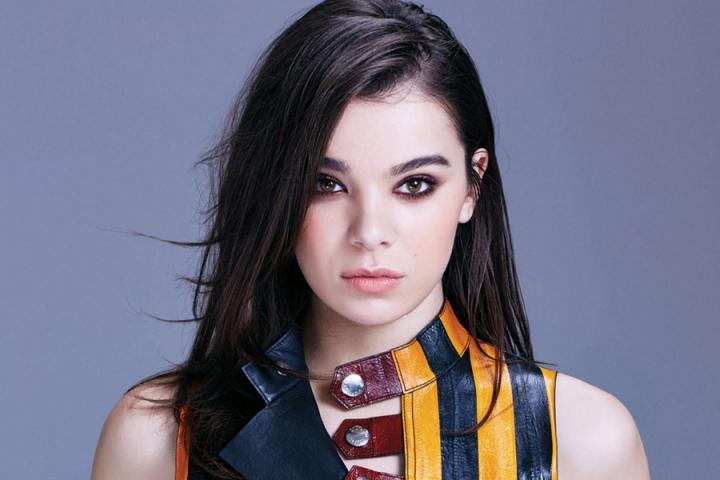 转战乐坛表现出色！Hailee Steinfeld新单MV首播