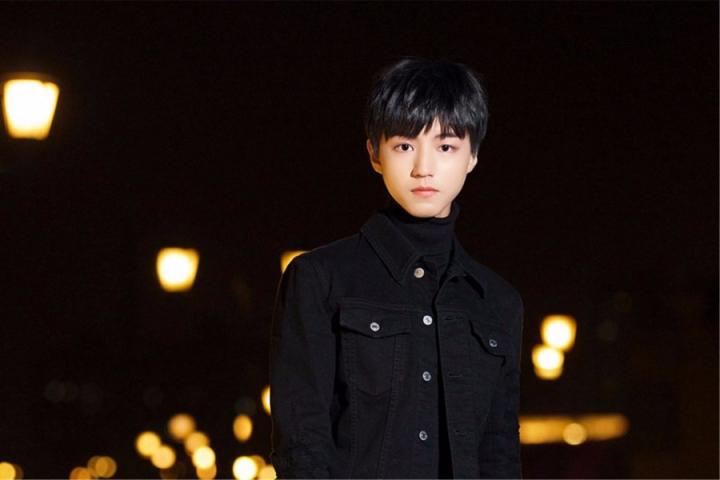 王俊凯将出演中国版《解忧杂货店》，明日定档发布会