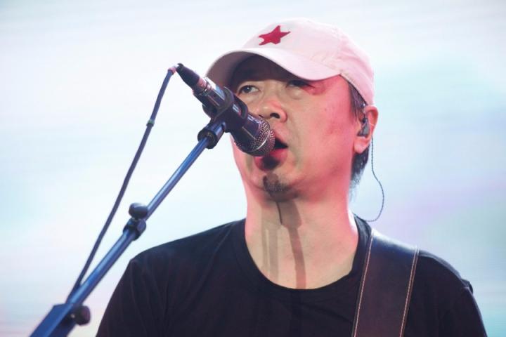 不带乐队也不演唱，崔健将把自己创作的长篇电子乐搬上音乐节